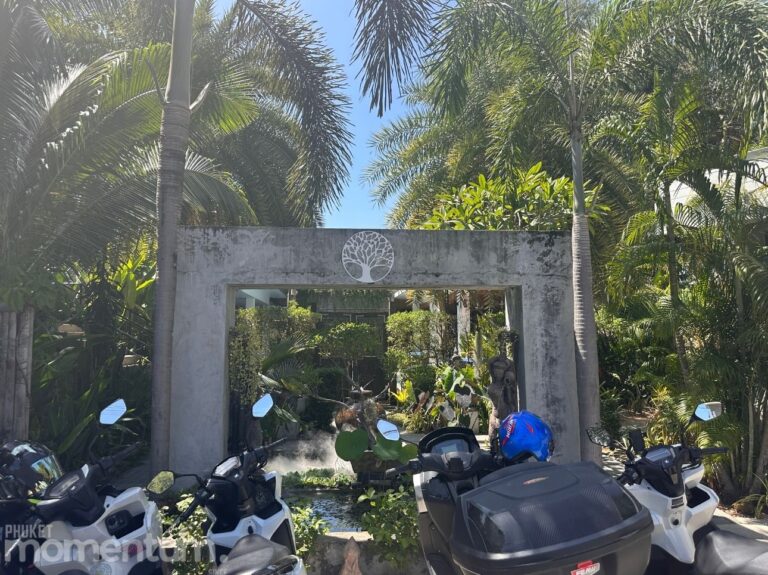 Ton Mai Spa entrance 768x575