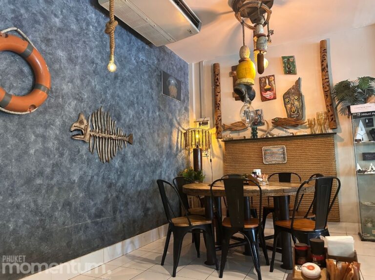 Wilsons Cafe dining 1 768x575