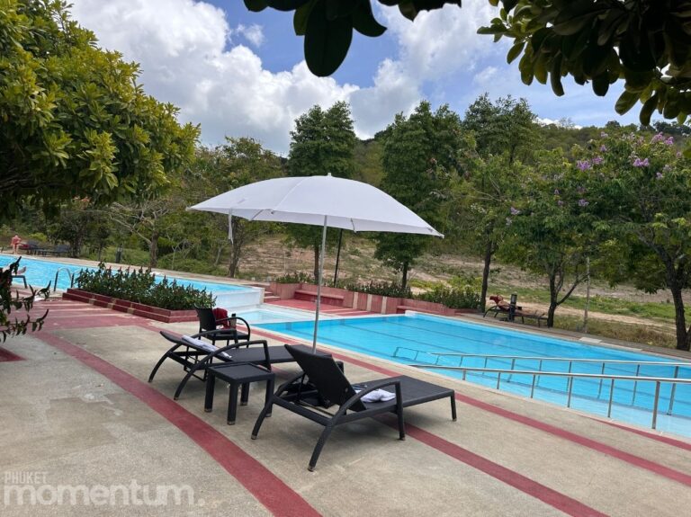 Alpha Gym pool area 768x575